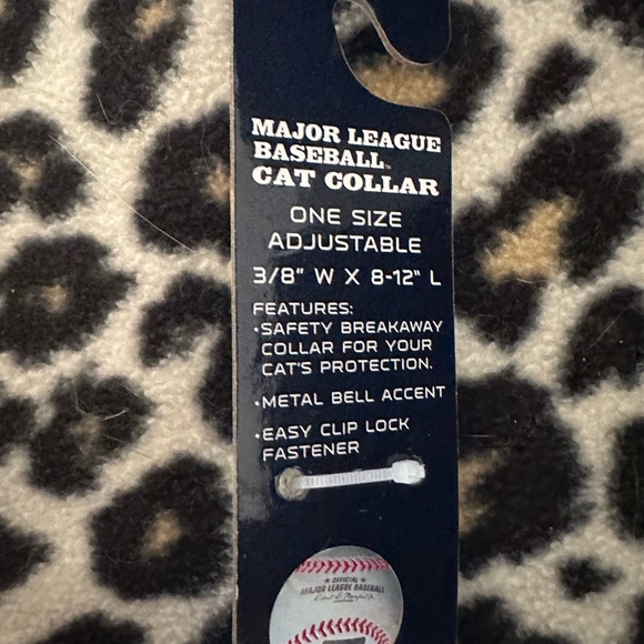 NWT New York Yankees adjustable cat collar - Picture 3 of 10